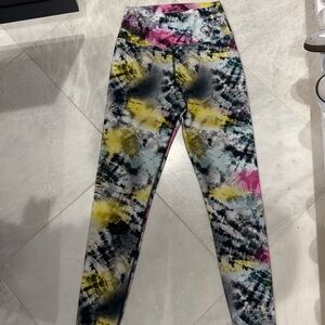 Beach Riot leggings size large tie dye